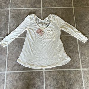 NWT Belle du Jour 3/4 Sleeve Tee with Lace Accent Sz XS